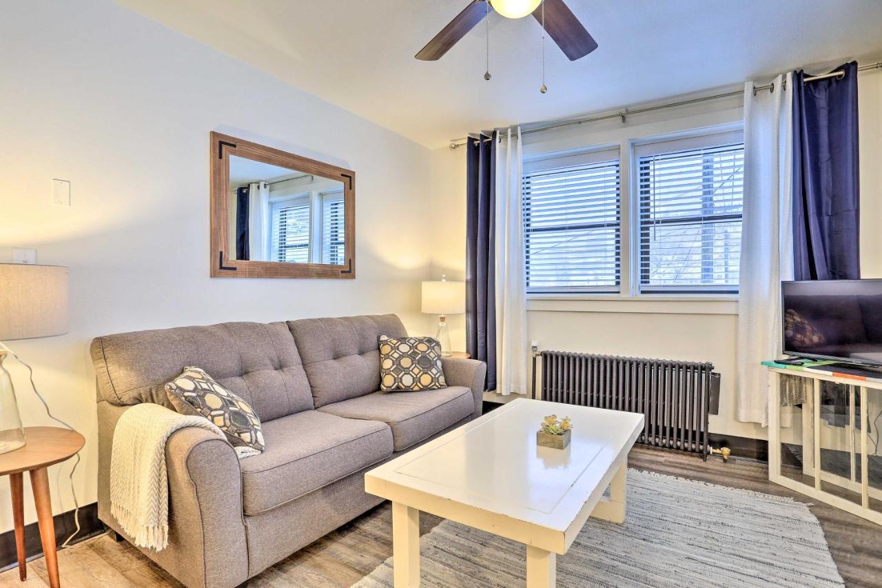 Upscale Apt At The Lofts In Historic Downtown Lead Екстериор снимка